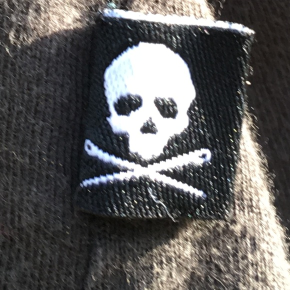 Marc Ecko Cut And Sew SZ: M Skull Men T-Shirt - Picture 3 of 5